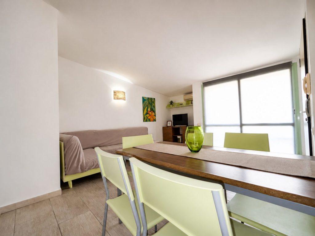 cv-rentals-03-zona-pranzo